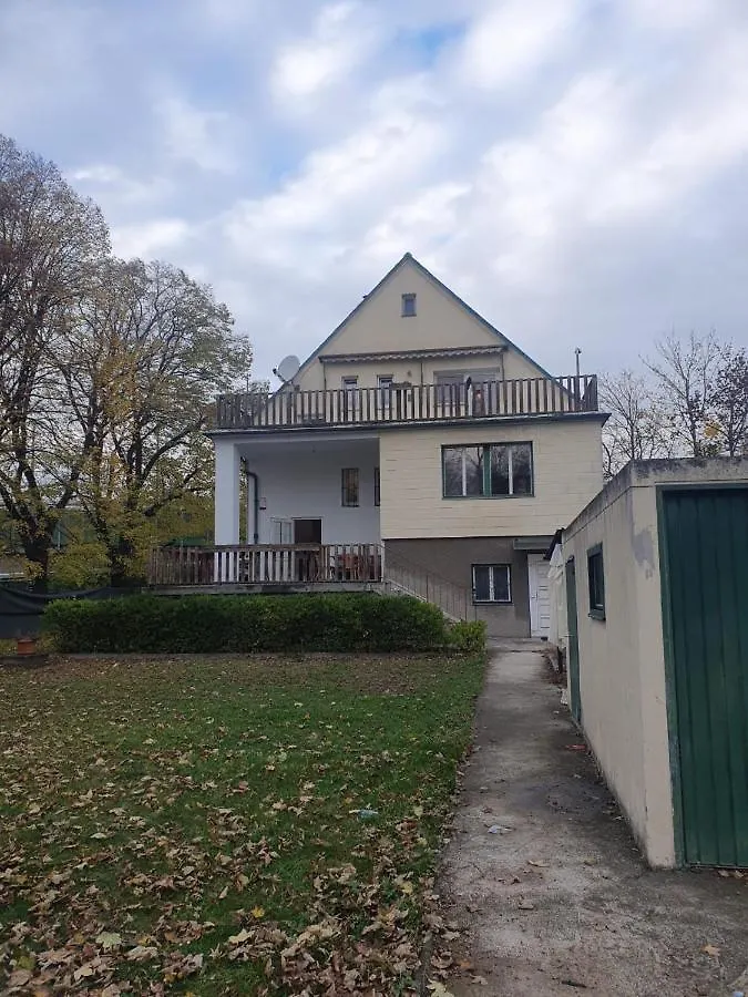 Breathtaking Villa Near Danube River /W Garden And Parking Vienna