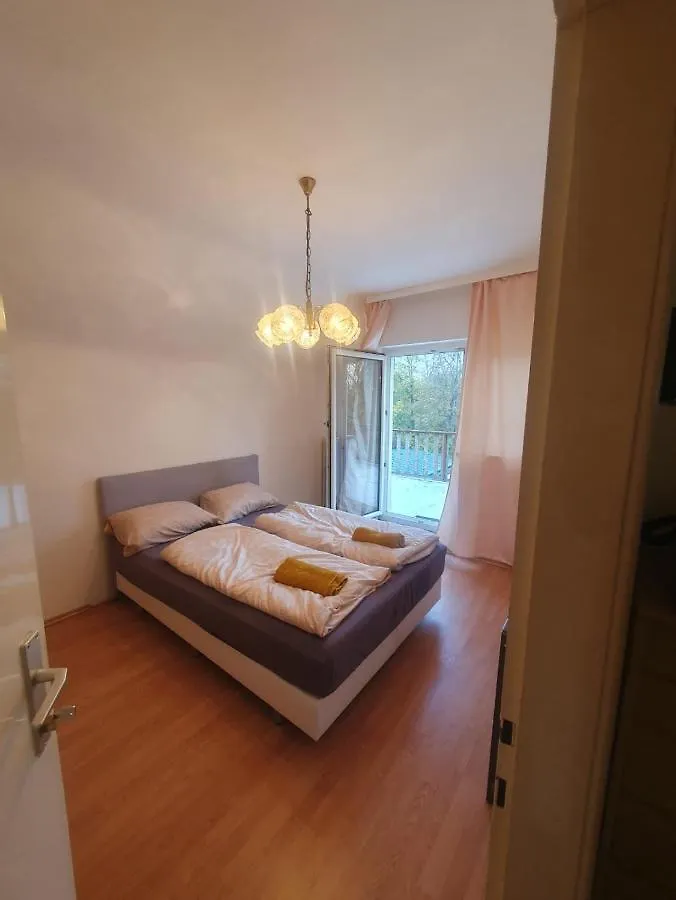Breathtaking Villa Near Danube River /W Garden And Parking Vienna 0*,  Austria