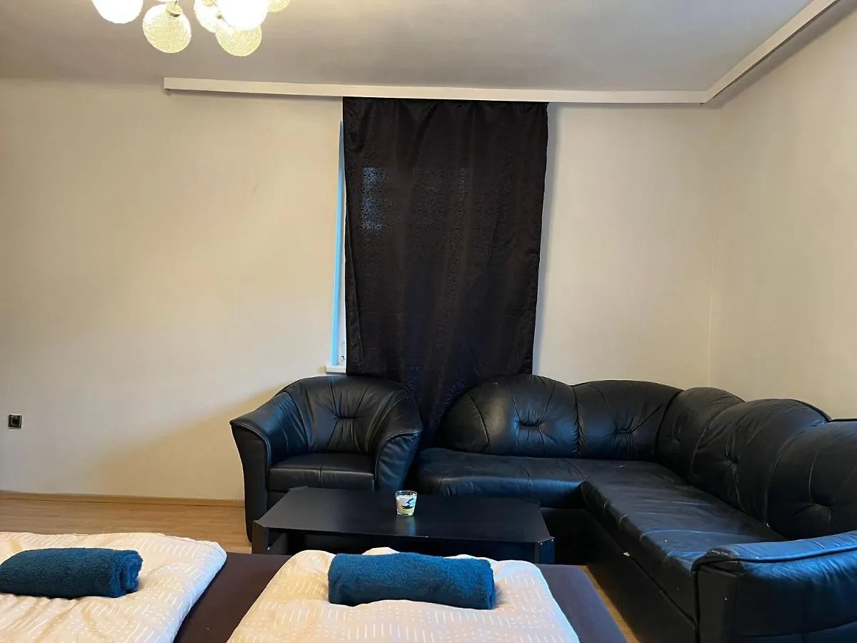 Breathtaking Villa Near Danube River /W Garden And Parking Vienna Austria