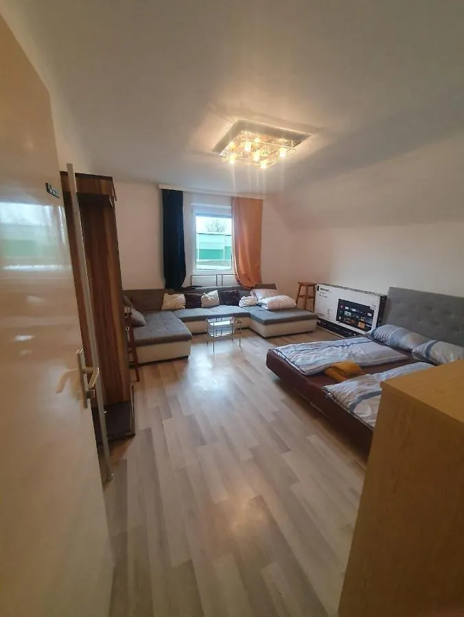 Breathtaking Villa Near Danube River /W Garden And Parking Vienna Austria