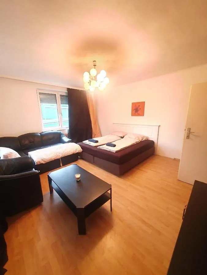 Breathtaking Villa Near Danube River /W Garden And Parking Vienna