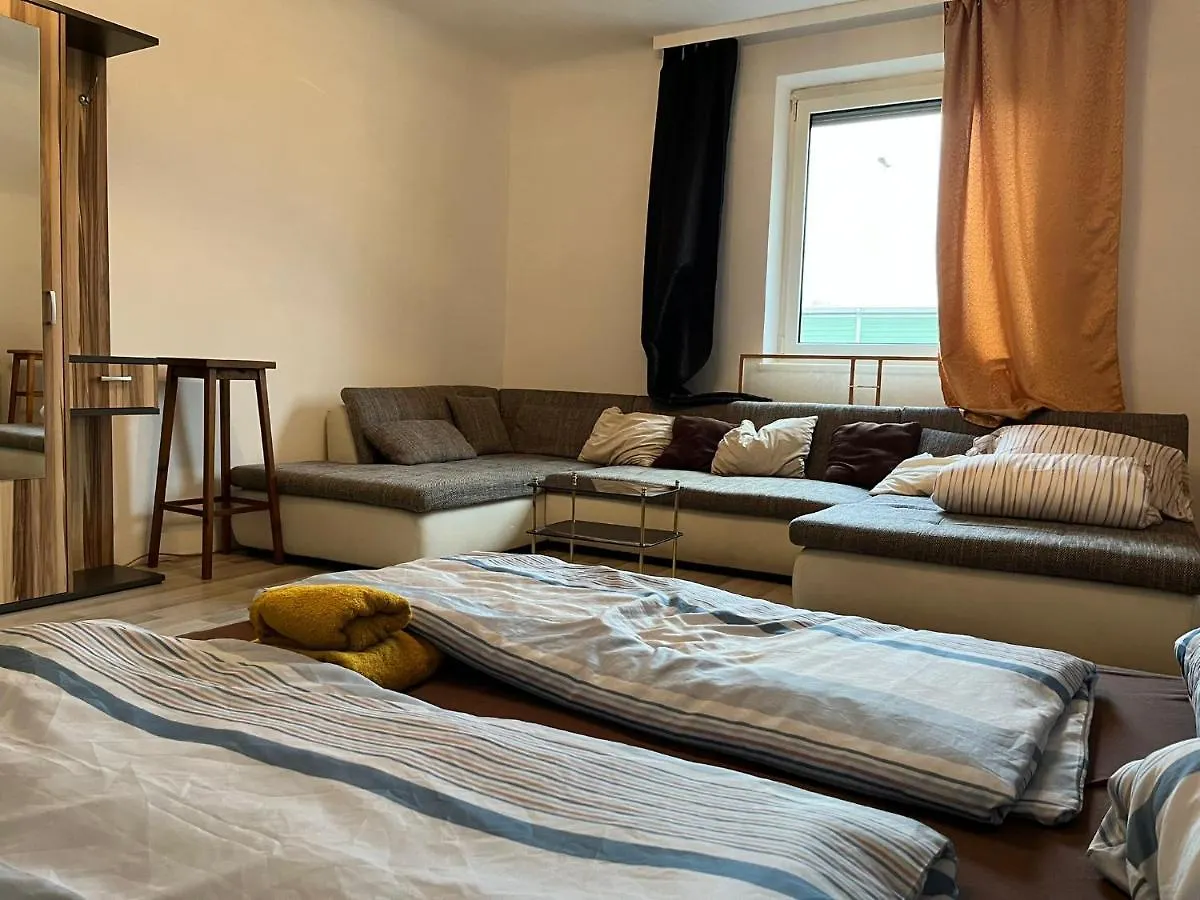 Breathtaking Villa Near Danube River /W Garden And Parking Vienna
